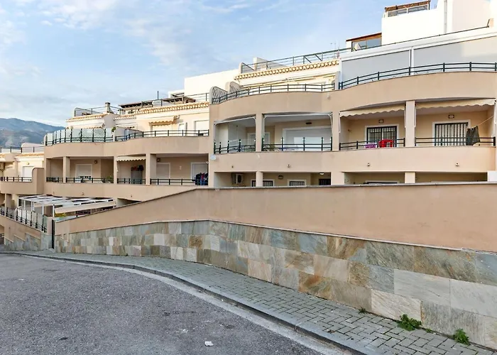 Belvilla By Oyo Apartment In La Herradura